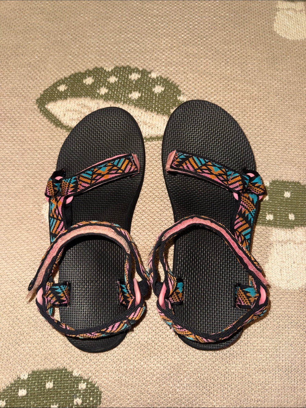 Teva Original Universal 90s Multi Sandals – Women’s Size 9